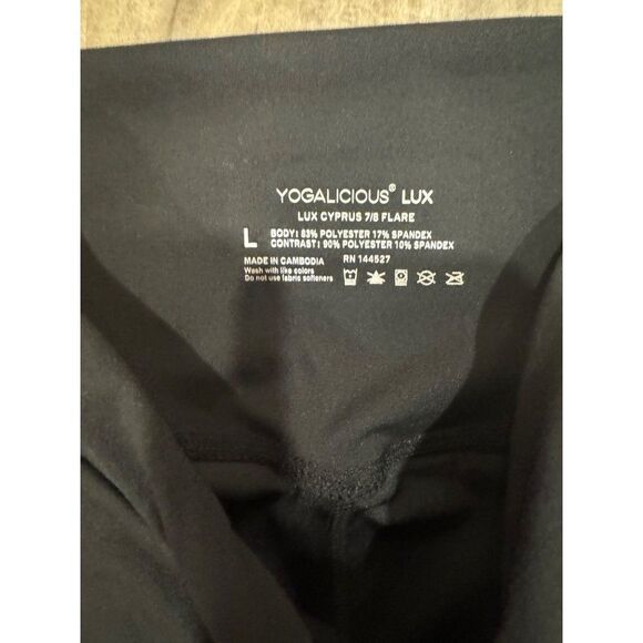 NWT Yogalicious Lux Cyprus Hi Rise Front Twist 7/8 Flare Sz Large - Picture 5 of 5
